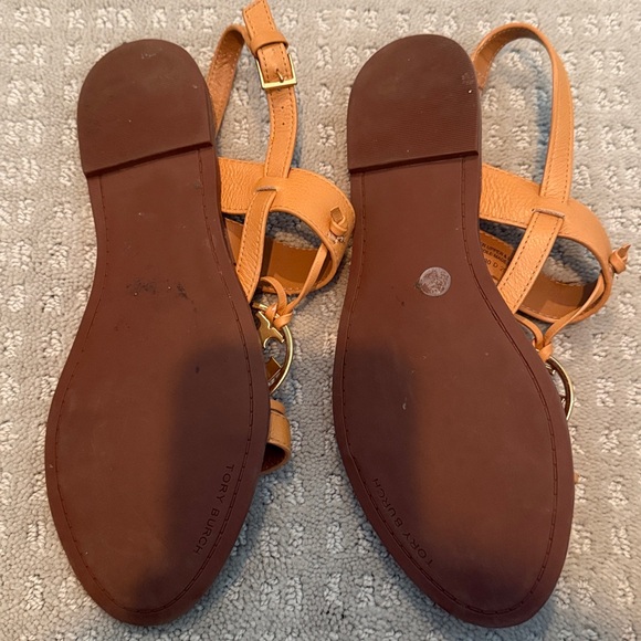 Tory Burch Camel Muller 5mm logo Sandals with Gold Emblem. Leather. 7 - Picture 4 of 5